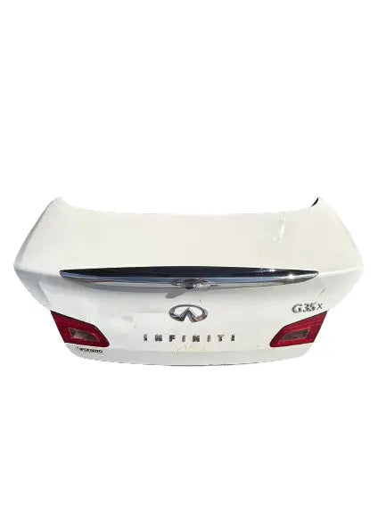 Infiniti G35 / G37 Sedan  Trunk Lid (2007-2013) White (No shipping, local pickup only) INFINITI