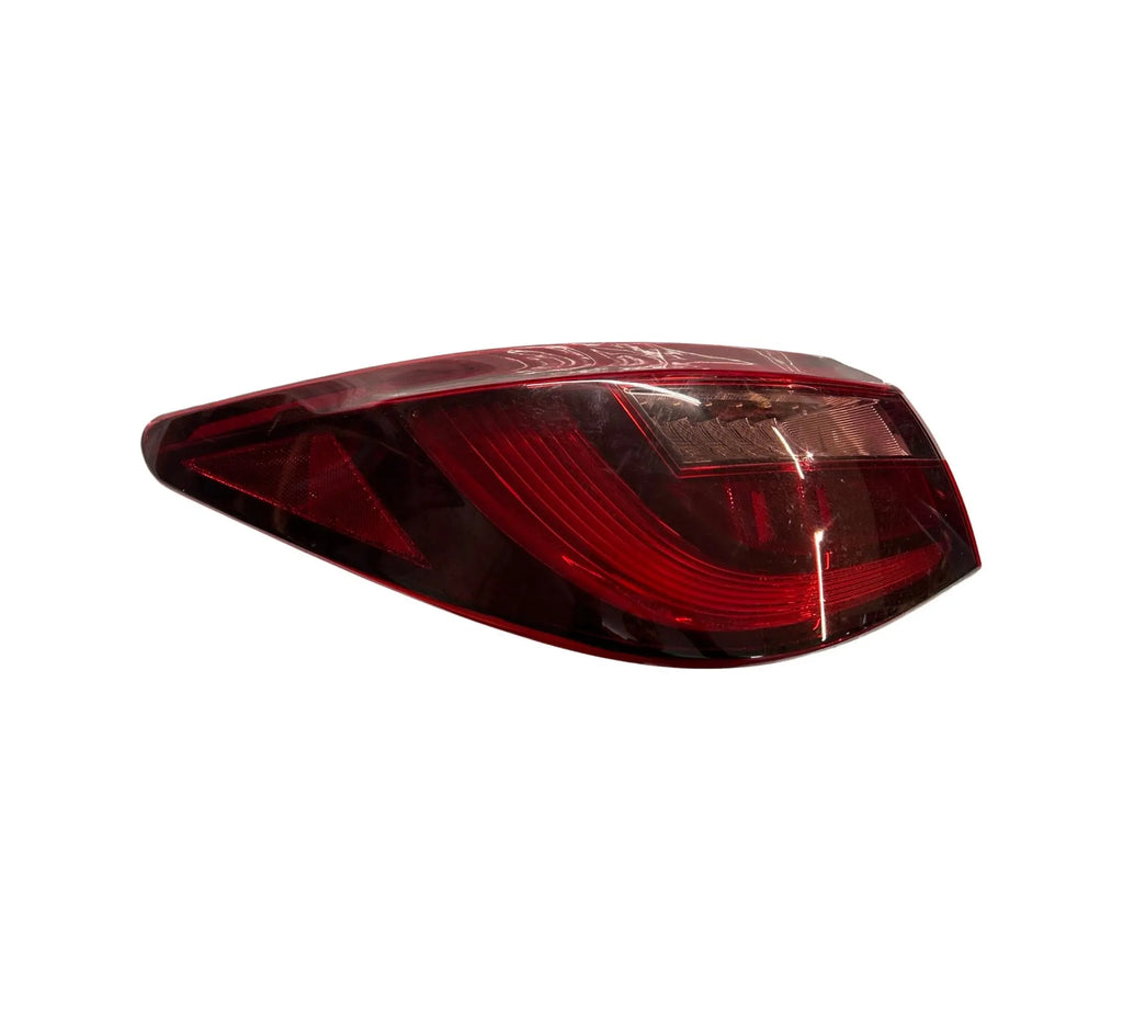 INFINITI Q50 (18-22) OEM OUTER DRIVER SIDE TAIL LIGHT LED 26555-6HH5A (Cracked) INFINITI