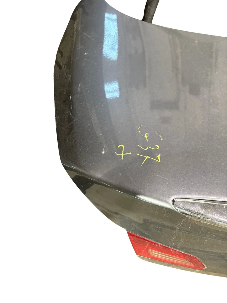 Infiniti G37X (2008-2013) Rear Bumper trunk INFINITI