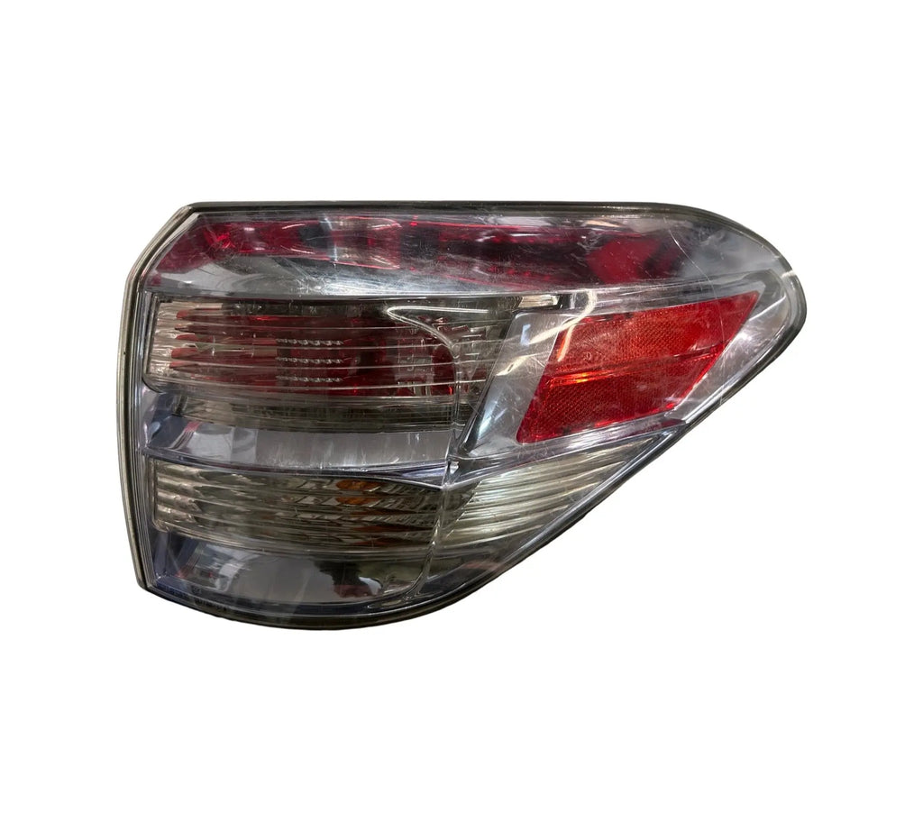 LEXUS RX350 (2010-2012) OEM OUTER RIGHT SIDE TAIL LIGHT INFINITI