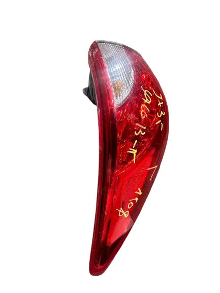 Infiniti JX35 / QX60  (2013-2015) Outer Left  (Driver) Side Tail Light INFINITI